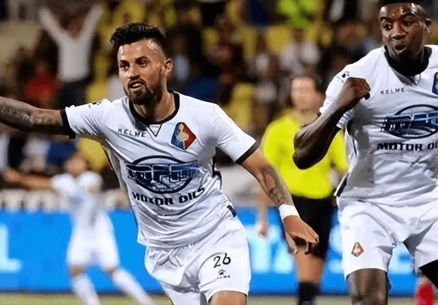 加拉格尔加 加拉格尔加