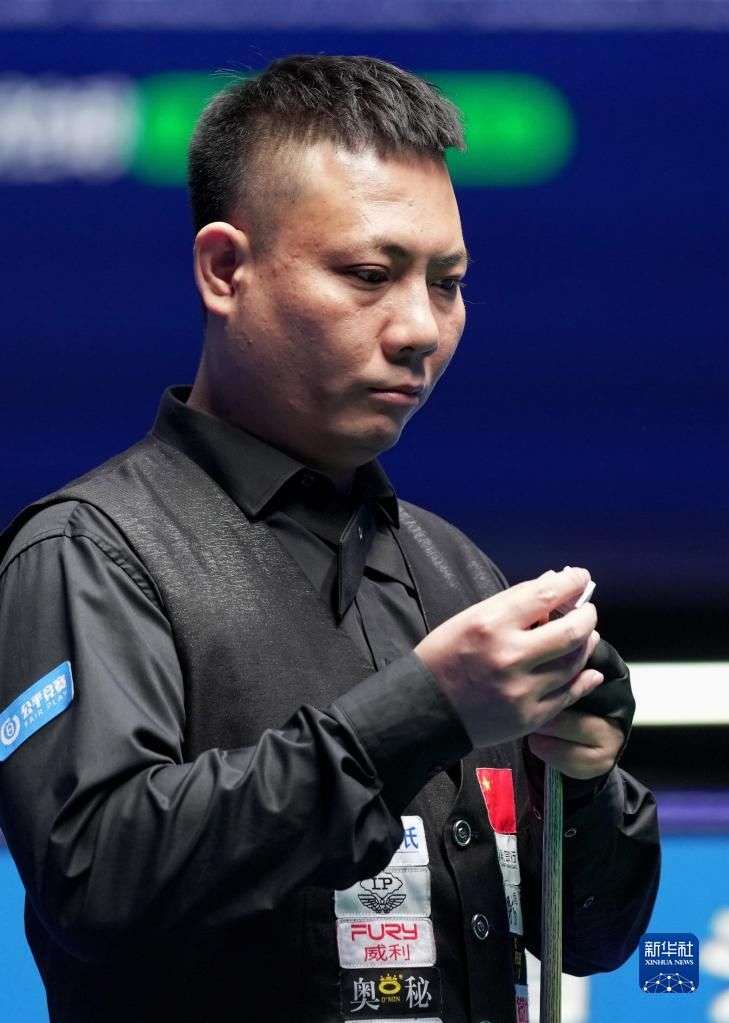 通过其自身 通过其自身